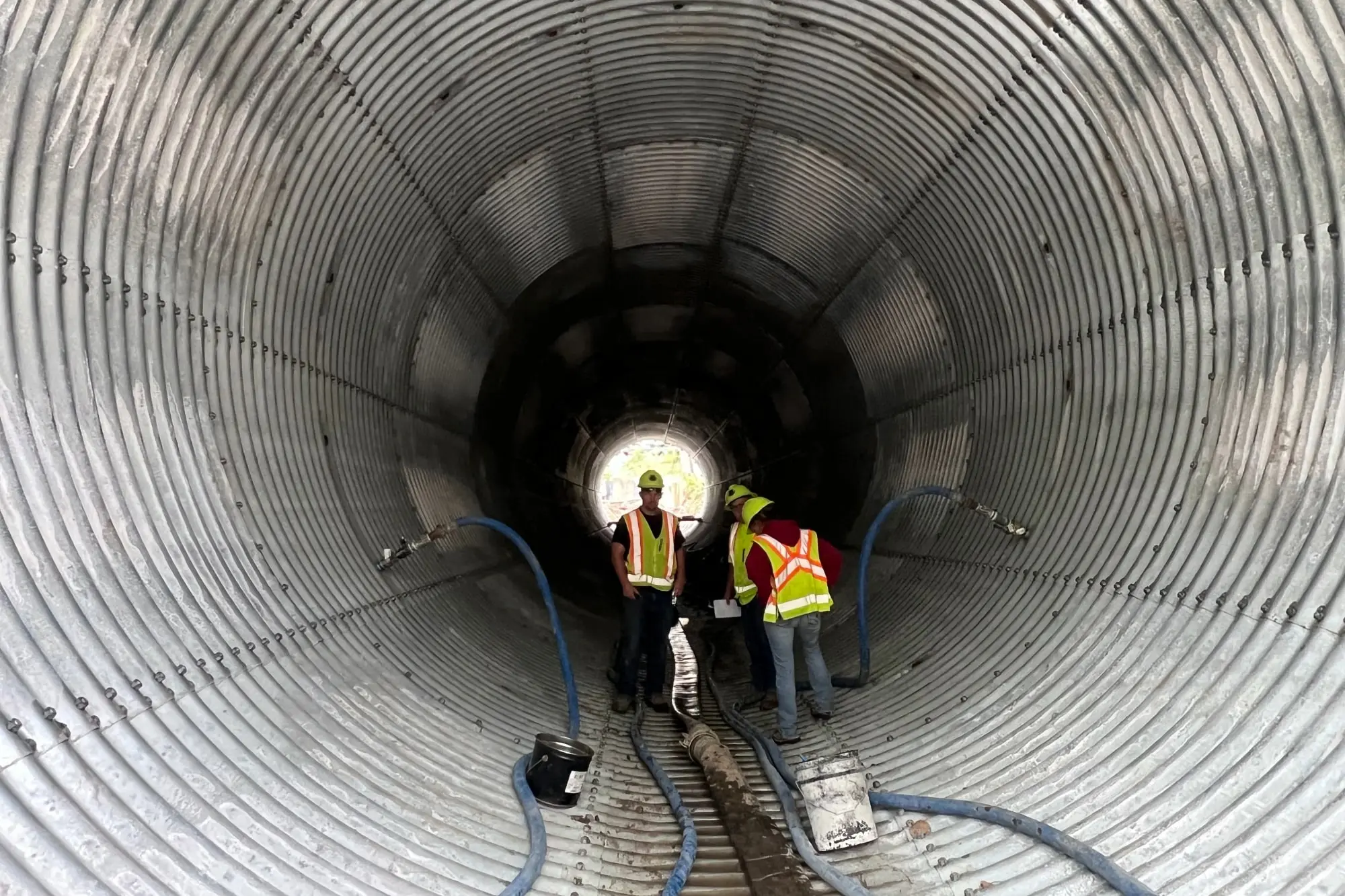 Elastizell Systems securing a pipeline by adding lightweight cellular concrete to its bedding for stabilization and support